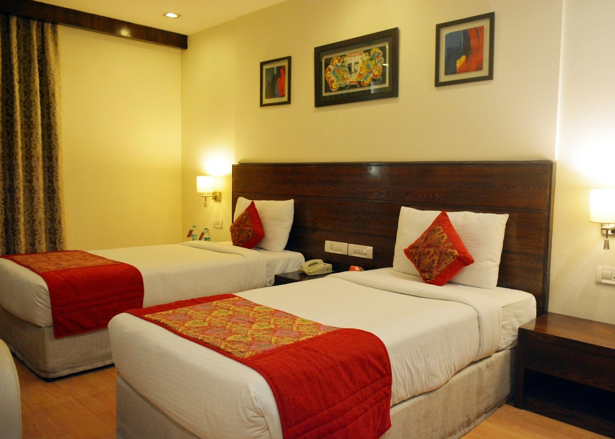 Hotel Bluestone Nehru Place By The Cosy Hotels New Delhi Exterior photo
