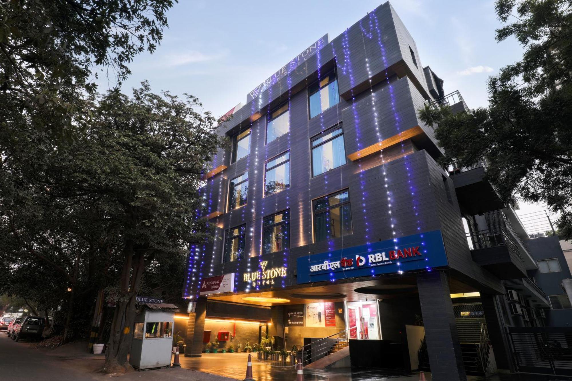 Hotel Bluestone Nehru Place By The Cosy Hotels New Delhi Exterior photo